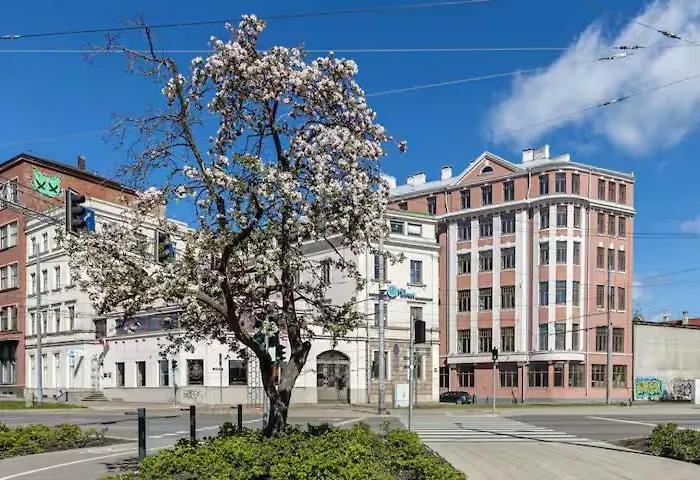 Charming Old Town Loft *