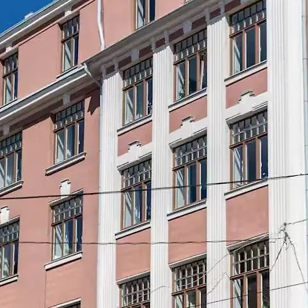 Charming Old Town Loft Апартаменты