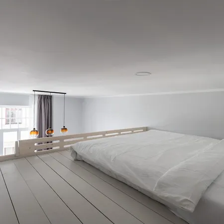 Charming Old Town Loft 里加